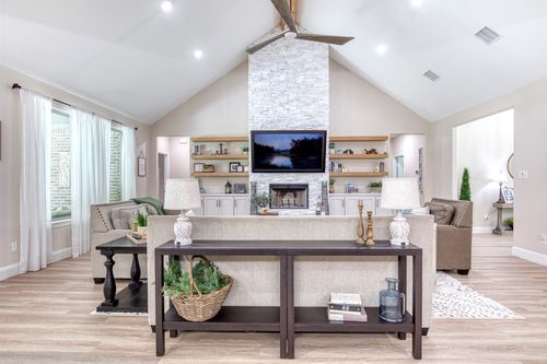 2121 Canyon Lake Rd, Wills Point, TX, 75169-9359 | Card Image