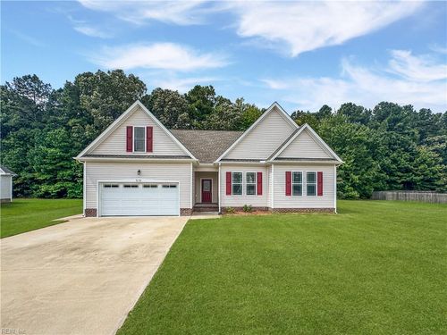 510 Princess Anne Cir, Elizabeth City, NC, 27909-8219 | Card Image