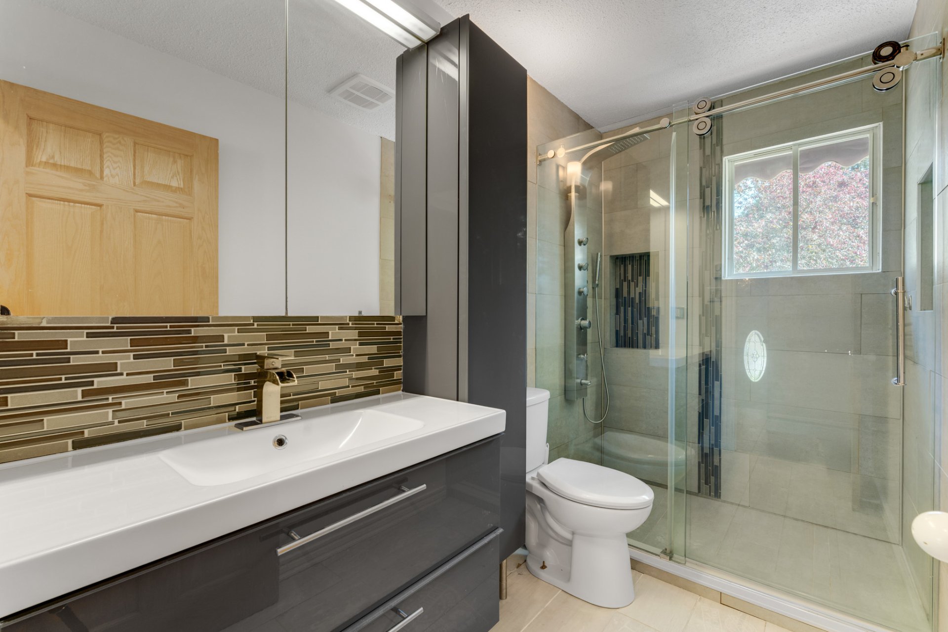 Residential in Gatineau (Hull) 5