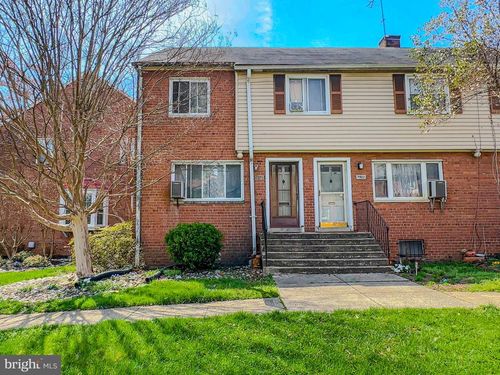 7920 Riggs Rd, HYATTSVILLE, MD, 20783-4402 | Card Image