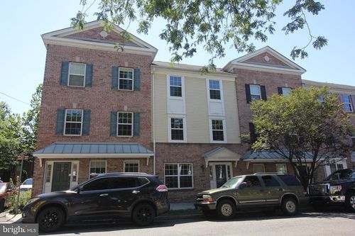17 Cliff St, Trenton, NJ, 08611-3405 | Card Image