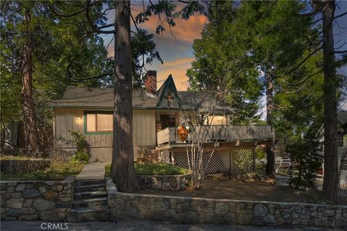 292 Heliotrope Dr, Lake Arrowhead, CA, 92352 | Card Image