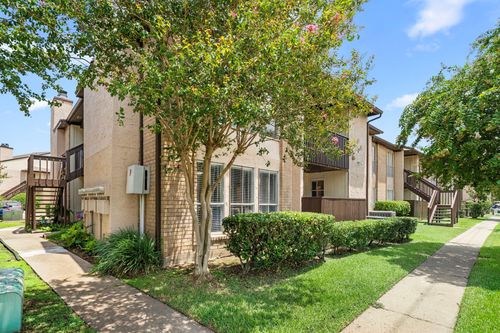 322-1500 Bay Area Blvd, Houston, TX, 77058-2100 | Card Image