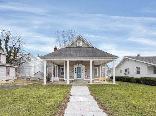 125 W Mound St, South Charleston, OH, 45368-9516 | Card Image