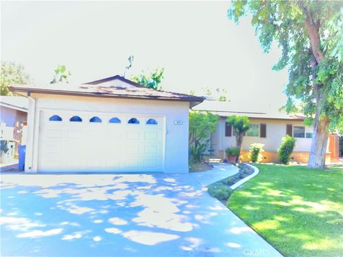 1605 Scott Pl, Clovis, CA, 93611-3058 | Card Image