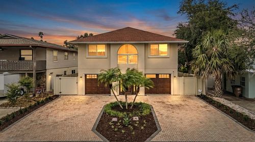 118 10th Ave, Indian Rocks Beach, FL, 33785-3722 | Card Image