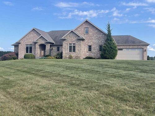 3200 Gray Hawk Trail, SUAMICO, WI, 54313 | Card Image