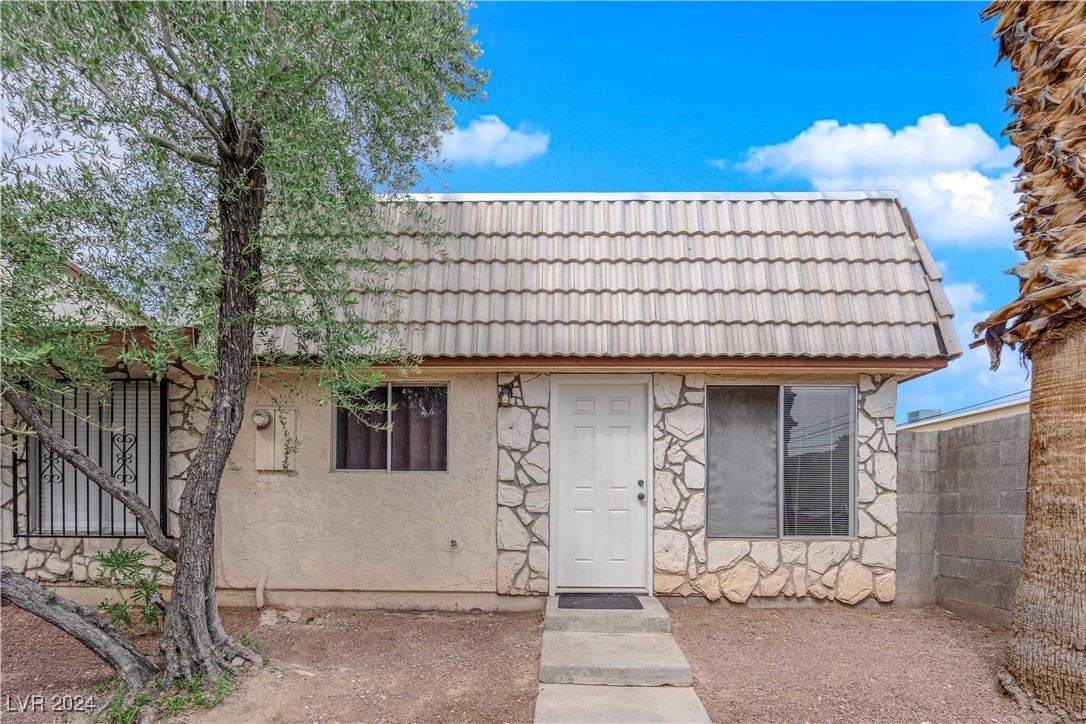 Voxna St, Las Vegas, NV 89119
