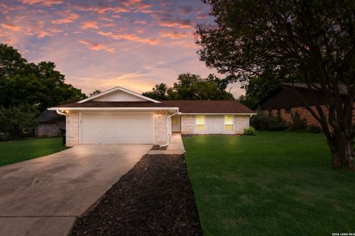 6239 Welles Brook Dr, San Antonio, TX, 78240-2106 | Card Image