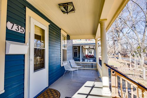 735 Missouri St, Lawrence, KS, 66044-2355 | Card Image