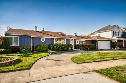 10630 S Keeler Ave, Oak Lawn, IL, 60453-4904 | Card Image