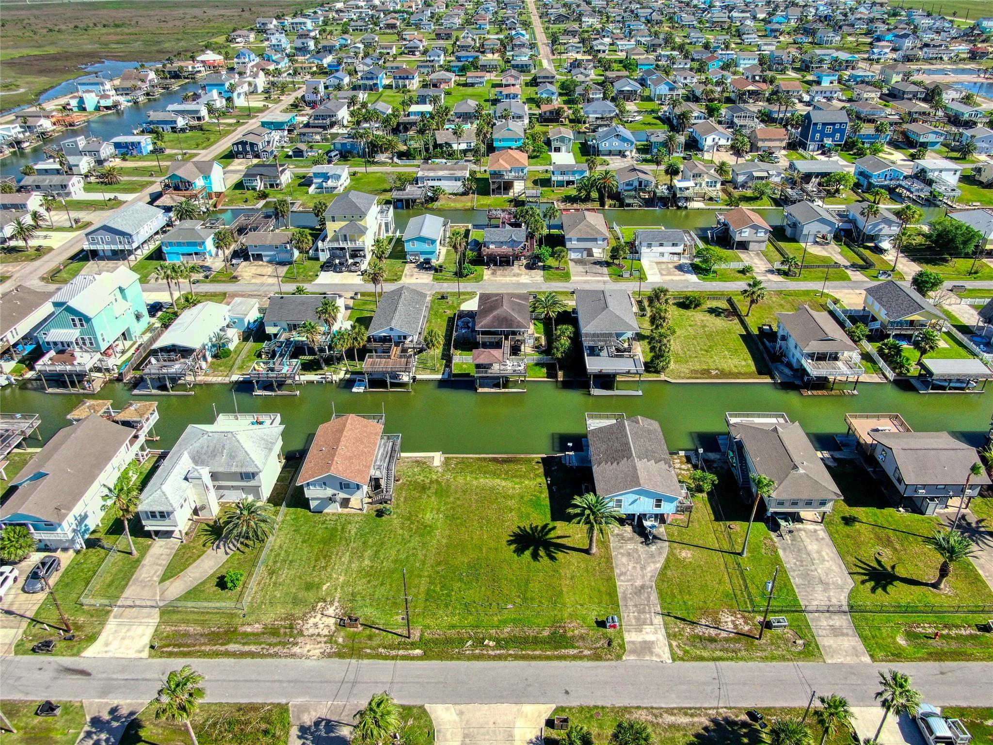 Land in Galveston 3