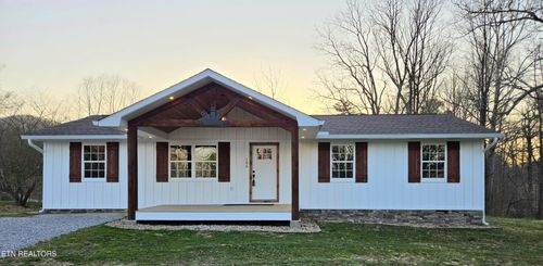106 Matt Edmond Rd, Wartburg, TN, 37887-3302 | Card Image