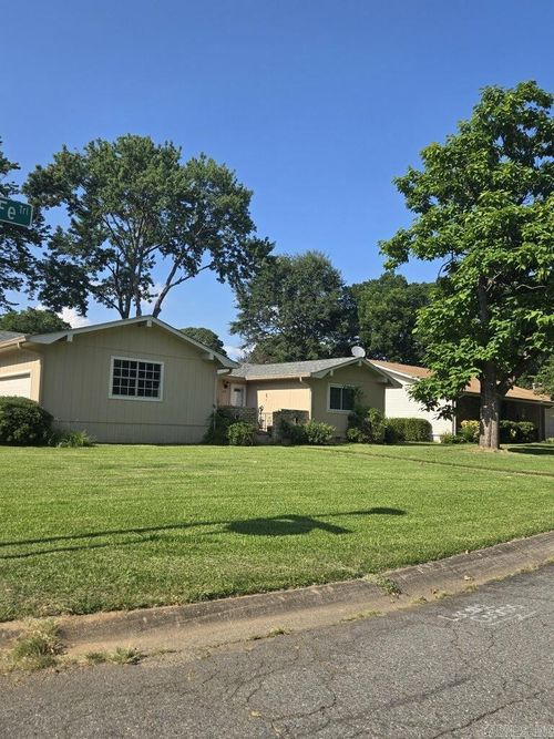 114 Santa Fe Trl, Jacksonville, AR, 72076-5741 | Card Image