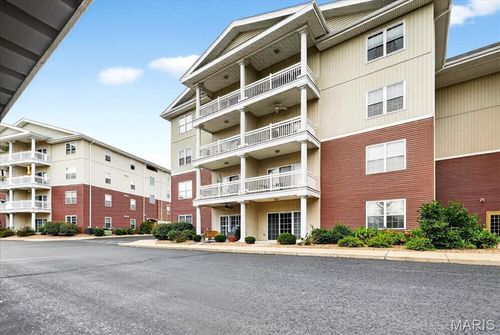 apt-106-1507 S Old Highway 94, Saint Charles, MO, 63303-3754 | Card Image