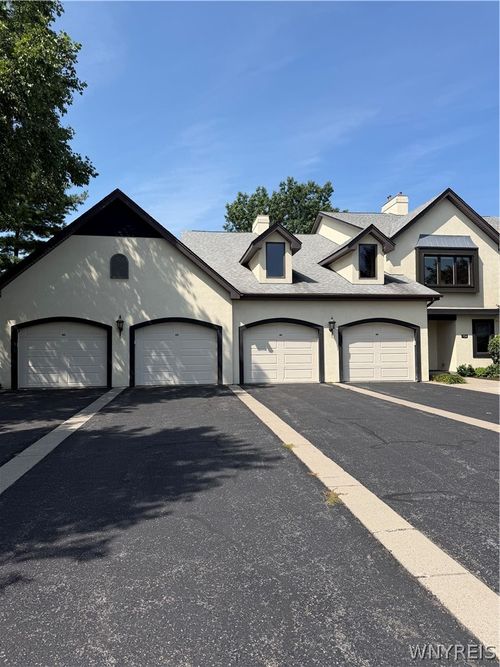 220-724 Northridge Dr, Lewiston, NY, 14092-2391 | Card Image