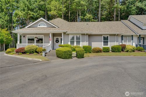 2621 18th Avenue Ct Nw, Gig Harbor, WA, 98335-7966 | Card Image