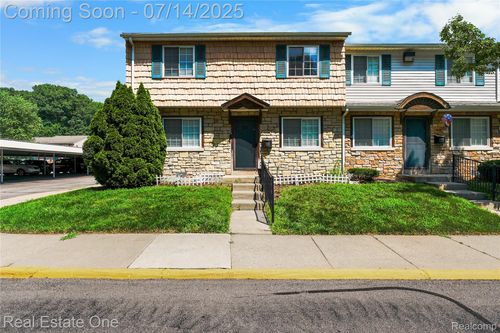 16435 Terrace Village Dr, Taylor, MI, 48180-4927 | Card Image