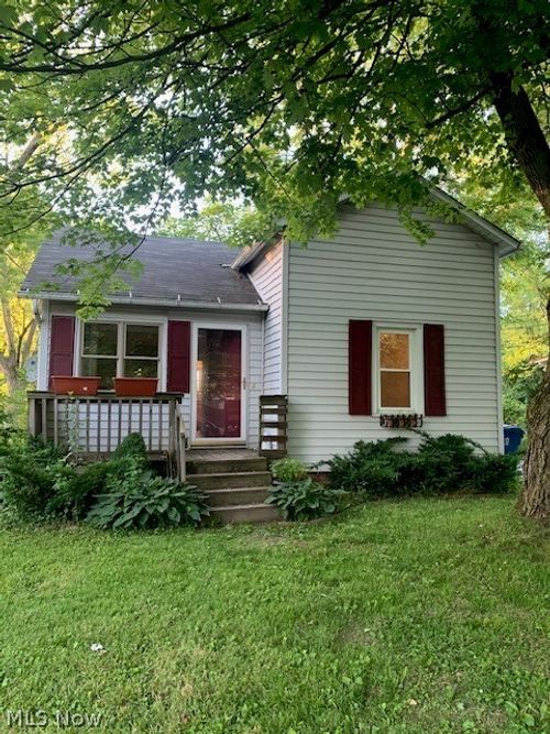 1816 Tremont Ave Se, Massillon, OH, 44646-6941 | Card Image