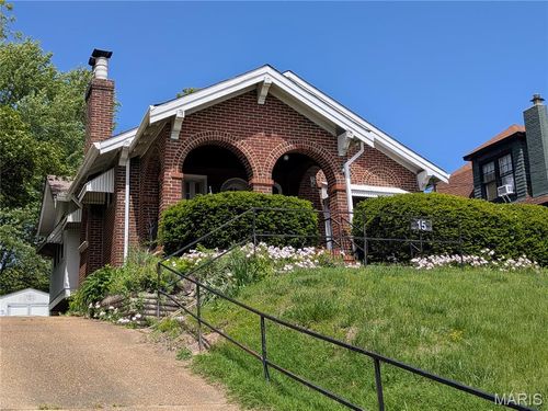 15 Hereford Ave, Saint Louis, MO, 63135-1905 | Card Image