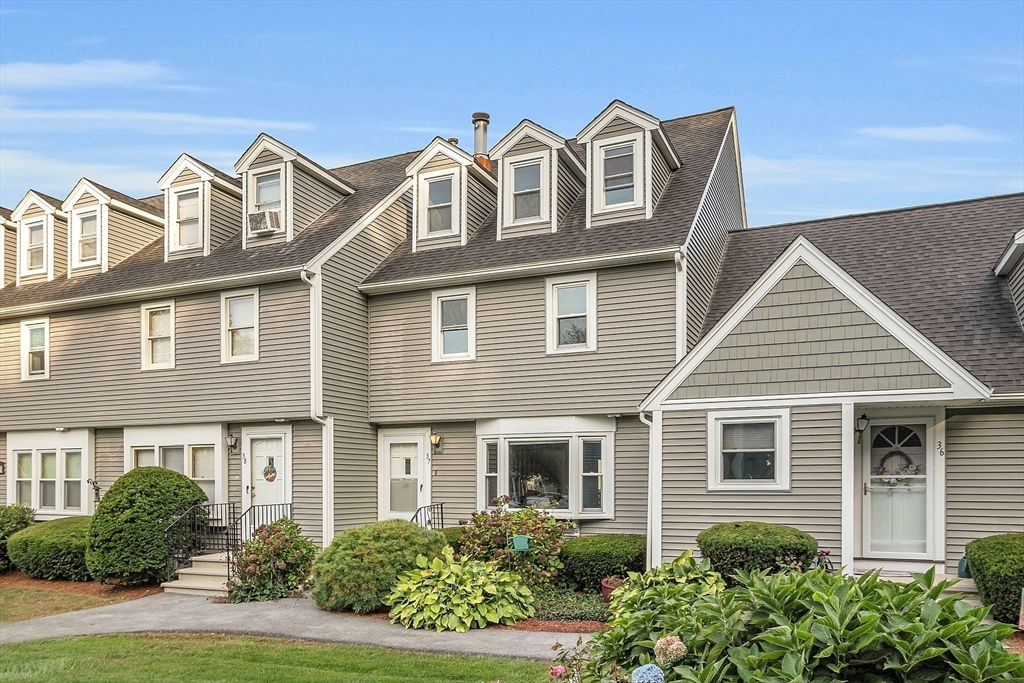 Merrimack Meadows Ln, Tewksbury, MA 01876