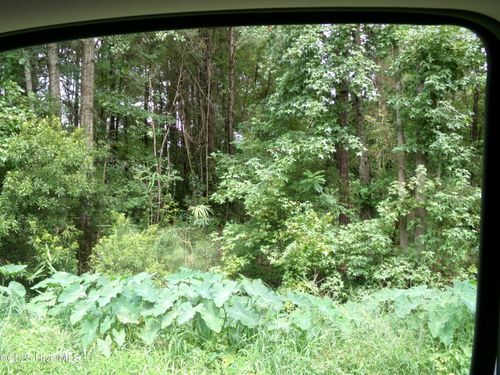 15 Scotts Cir, Fair Bluff, NC, 28439-8005 | Card Image