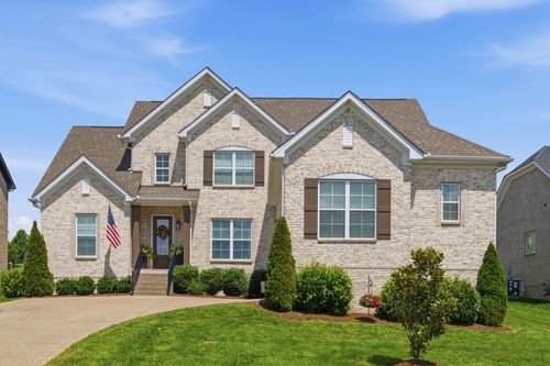 269 Crooked Creek Ln, Hendersonville, TN, 37075-6713 | Card Image
