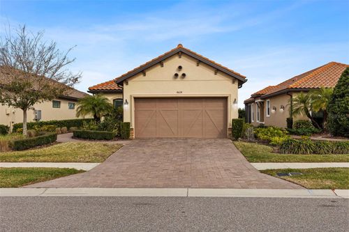 8424 Alberata Vista Dr, Tampa, FL, 33647-1851 | Card Image