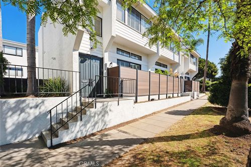 1927 Washington Ave, Santa Monica, CA, 90403-3305 | Card Image