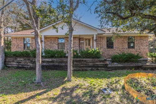 5609 E Lakeshore Drive, Belton, TX, 76513 | Card Image