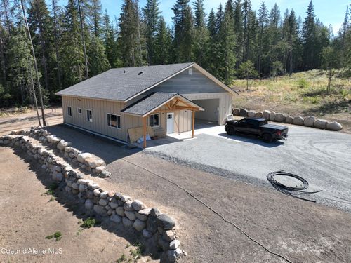 379 Moonfire, Sandpoint, ID, 83864 | Card Image