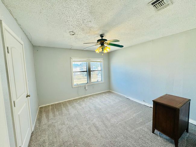 108 W 2 Nd St, House other with 3 bedrooms, 2 bathrooms and null parking in Hale Center TX | Image 15