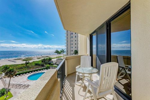 b-6d-2800 N Ocean Dr, Riviera Beach, FL, 33404-3297 | Card Image