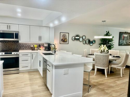 303-5778 Crystal Shores Dr, Boynton Beach, FL, 33437-5607 | Card Image