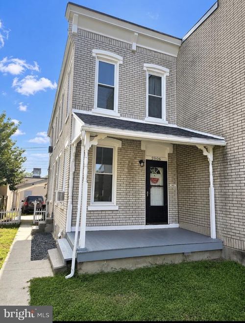 2006 Kutztown Rd, READING, PA, 19605-3026 | Card Image
