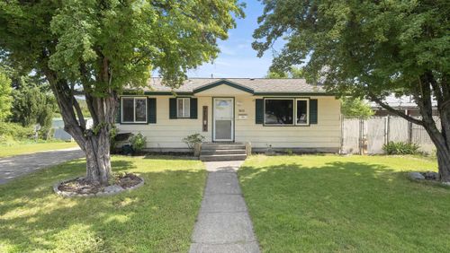 3615 E Buckeye Ct, Spokane, WA, 99217-7113 | Card Image