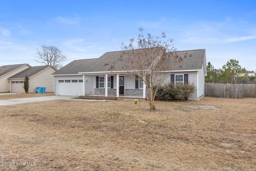 258 Rowland Dr, Richlands, NC, 28574-8458 | Card Image