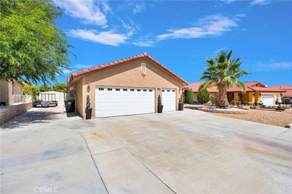 Residential in Helendale 3