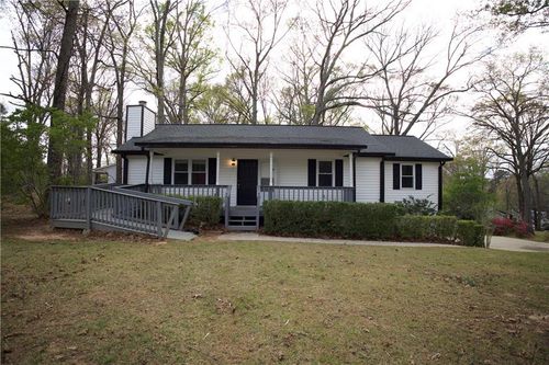 2955 Flowers Dr, Douglasville, GA, 30135-2177 | Card Image