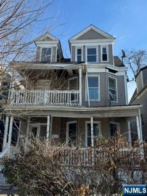 20 Girard Ave, East Orange, NJ, 07017-1812 | Card Image