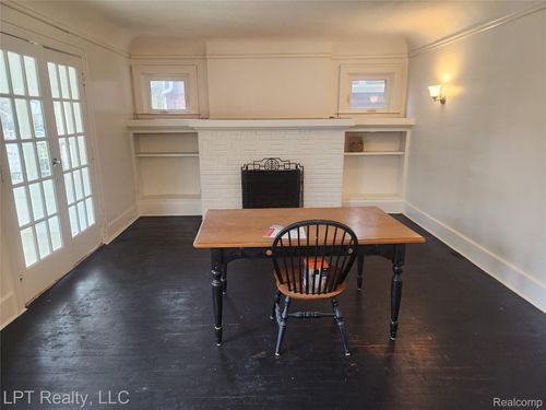 2002 Central St, Detroit, MI, 48209-1836 | Card Image