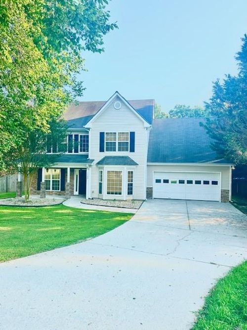 1732 Wyntercreek Ln, Hoschton, GA, 30548-3665 | Card Image