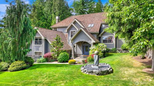 8795 Wood Duck Way, Blaine, WA, 98230-5703 | Card Image