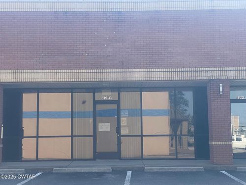ste-f-319 Vann Dr, Jackson, TN, 38305-6032 | Card Image