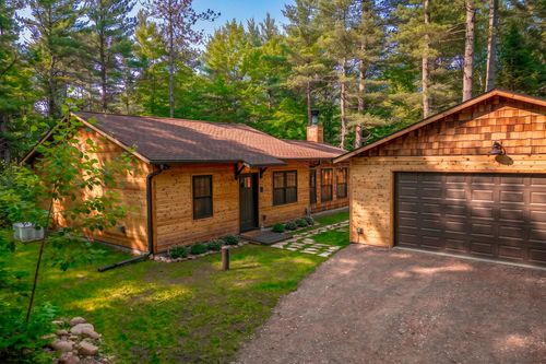 6818 Moonshine Valley Rd, Presque Isle, WI, 54557-8005 | Card Image