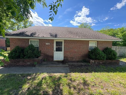 321 Seminole Ave, Bartlesville, OK, 74003-2028 | Card Image