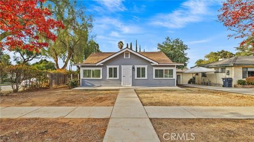  Chesnut Avenue, Redlands, CA, 92373 | Card Image