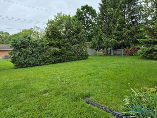 1100 Cherry Ln, House other with 3 bedrooms, 2 bathrooms and 2 parking in Findlay OH | Image 30