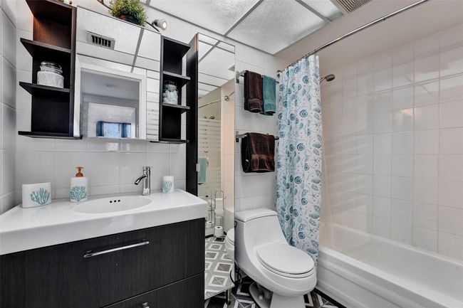 APT-107 - 2831 Somerset Dr, Condo with 1 bedrooms, 1 bathrooms and null parking in Lauderdale Lakes FL | Image 15