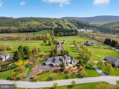 220 Mount Pleasant Dr, BOALSBURG, PA, 16827-1810 | Card Image